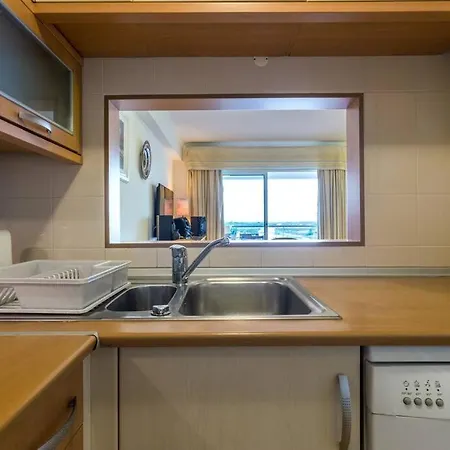 With View To The アパート カバナス・デ・タビラ