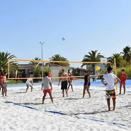 アパート With View To The