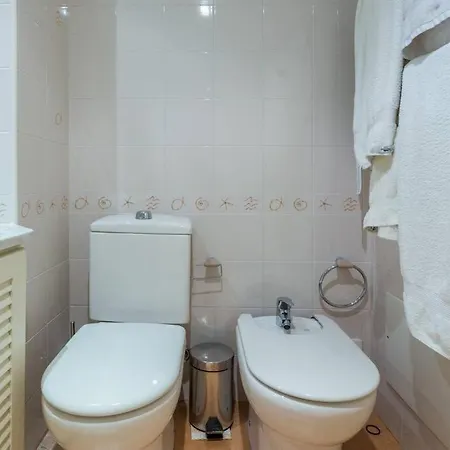 With View To The アパート *