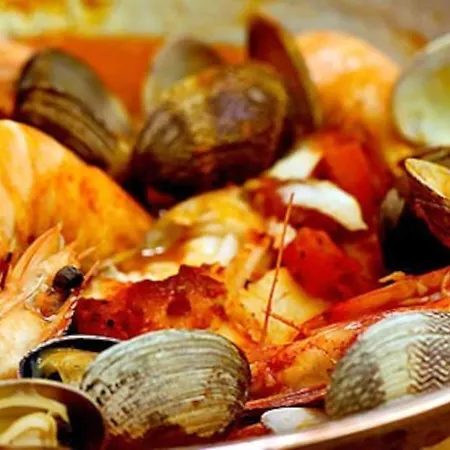 With View To The アパート カバナス・デ・タビラ